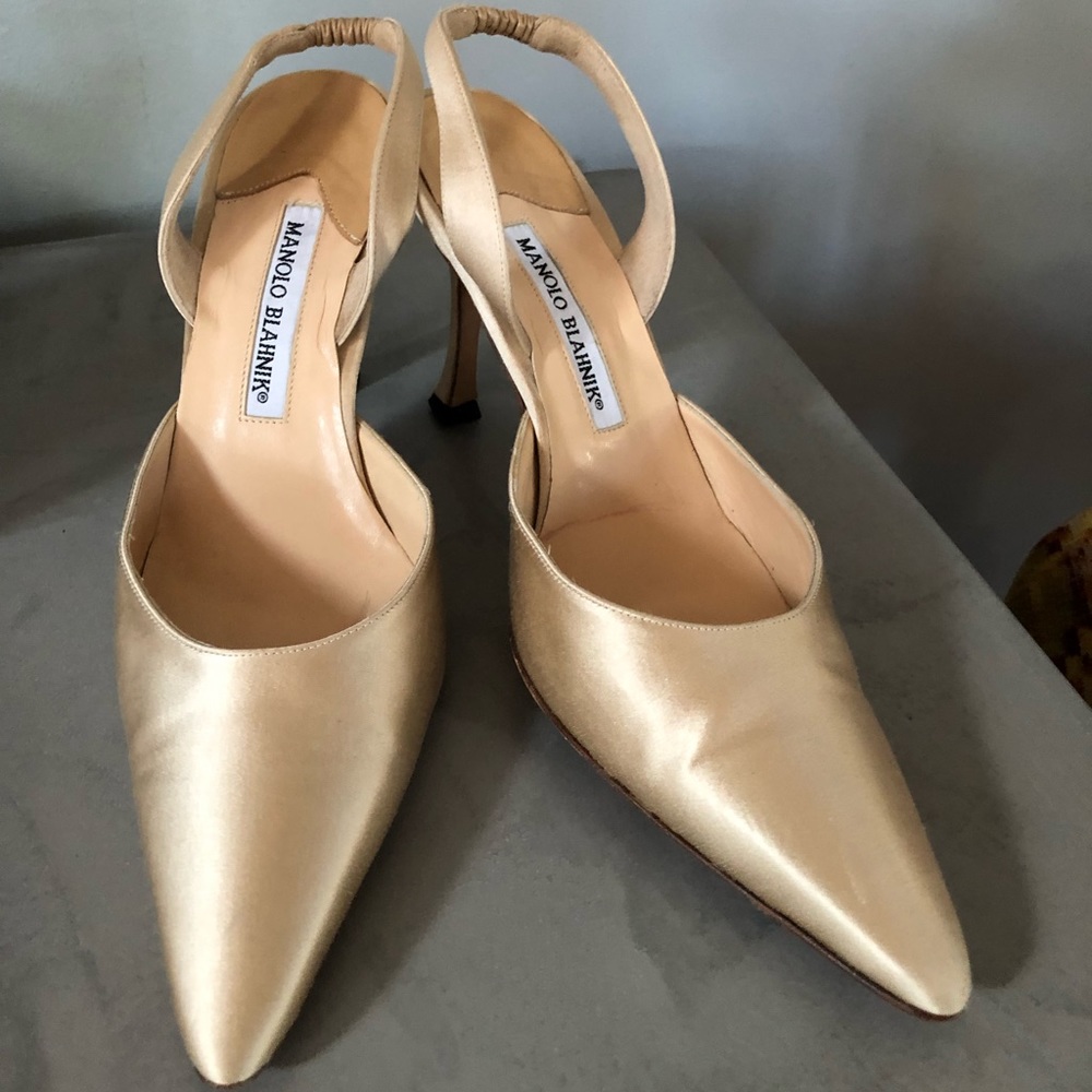 Manolo Blahnik Carolyn Slingback